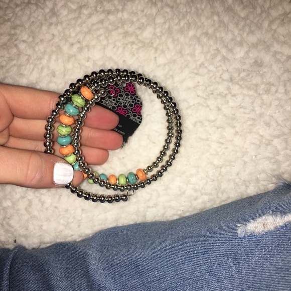 PAPARAZZI JEWELRY 💓 - Picture 2 of 3